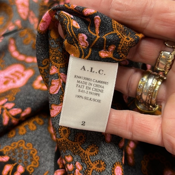 A.L.C. Danielle Silk Long Sleeve Top Pink Floral Print Size 2 - Picture 11 of 12